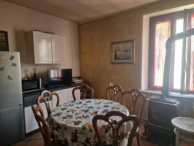 Villa Indipendente in vendita a Gazzuolo, Mantova