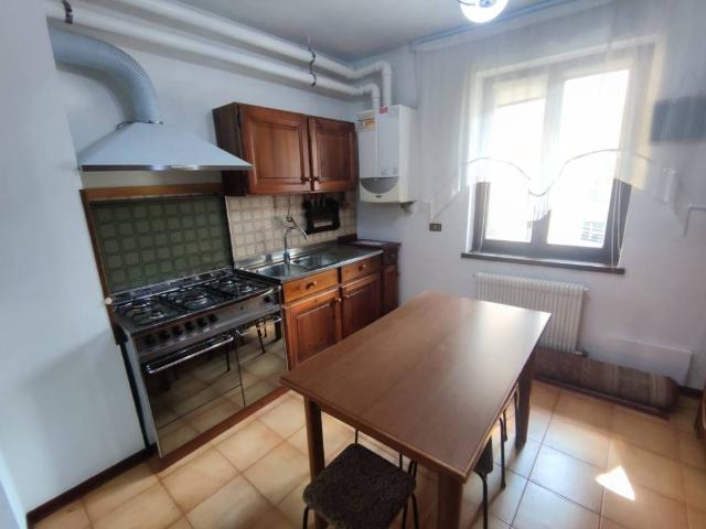 Villa Indipendente in vendita a Gemona Del Friuli, Friuli-Venezia Giulia