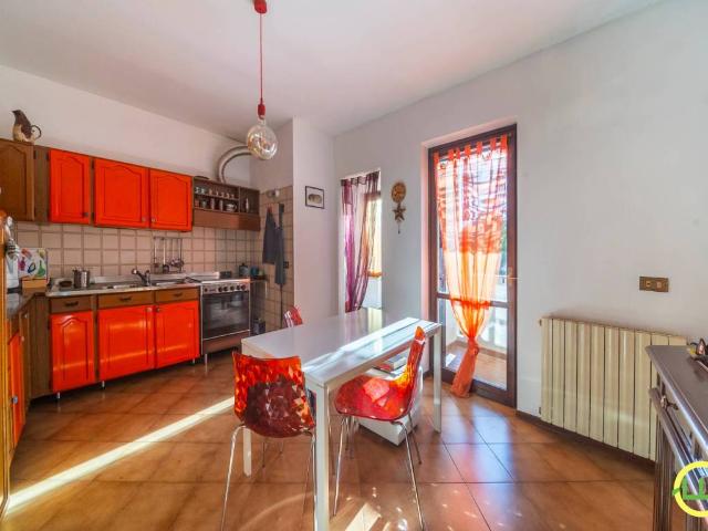 Villa Indipendente in vendita a Gemona Del Friuli, Friuli-Venezia Giulia