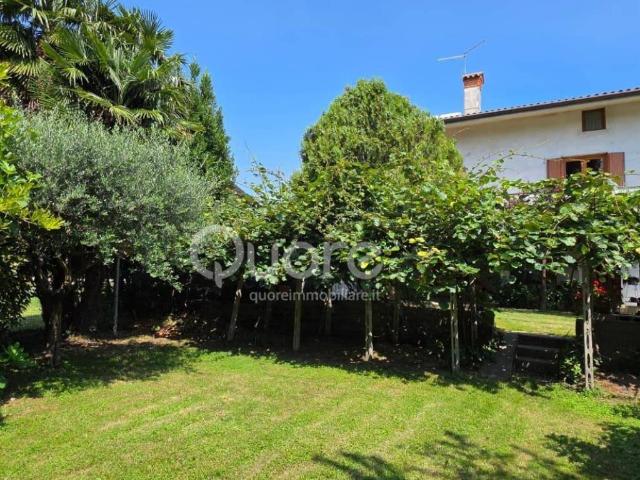 Villa Indipendente in vendita a Gemona Del Friuli, Friuli-Venezia Giulia