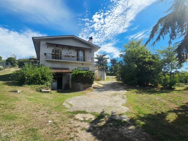 Villa Indipendente in vendita a Genazzano, Roma Capitale