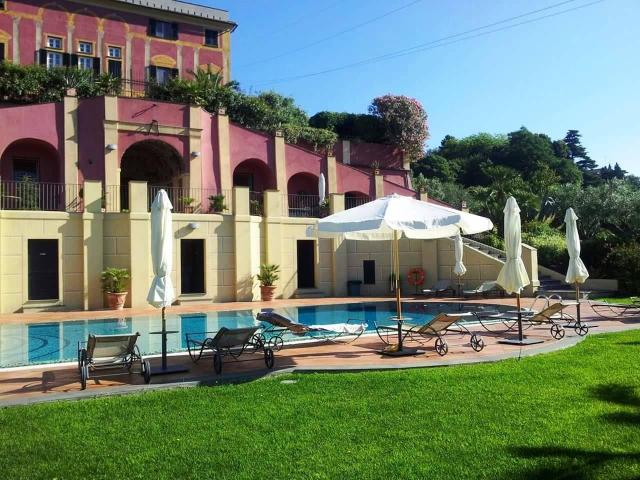 Villa Indipendente in vendita a Val Polcevera, Serra Riccò
