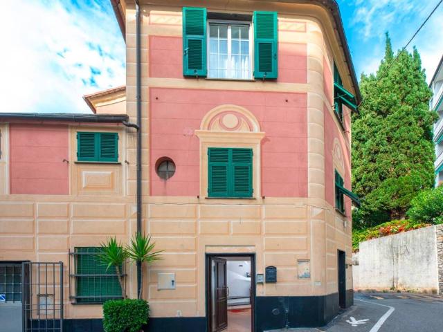 Villa Indipendente in vendita a Quinto al Mare, Genova