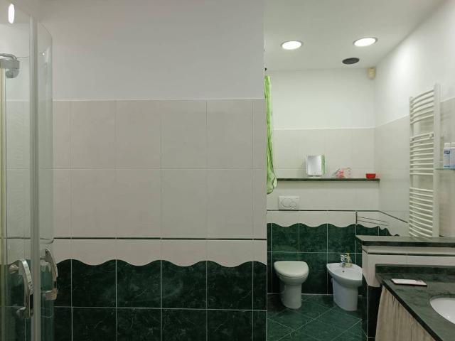 Villa Indipendente in vendita a Val Polcevera, Serra Riccò