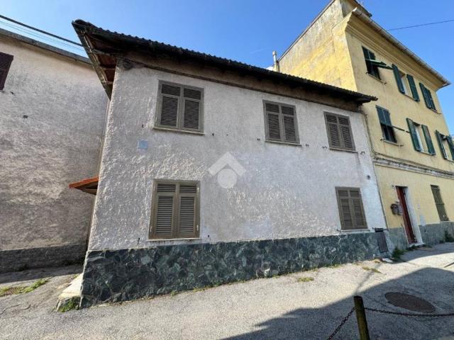 Villa Indipendente in vendita a Val Polcevera, Serra Riccò