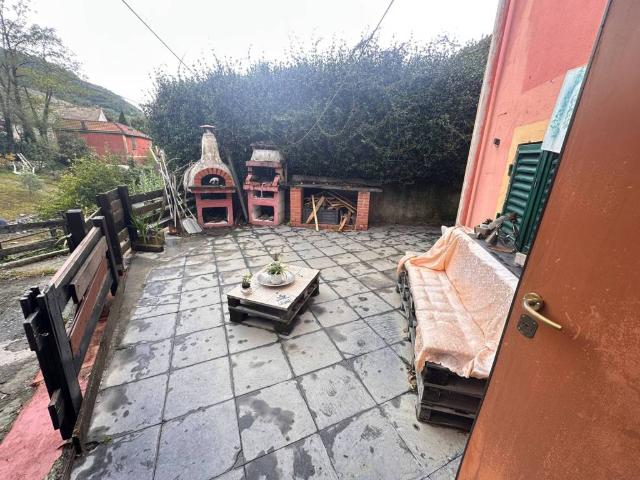 Villa Indipendente in vendita a Levante, Serra Riccò