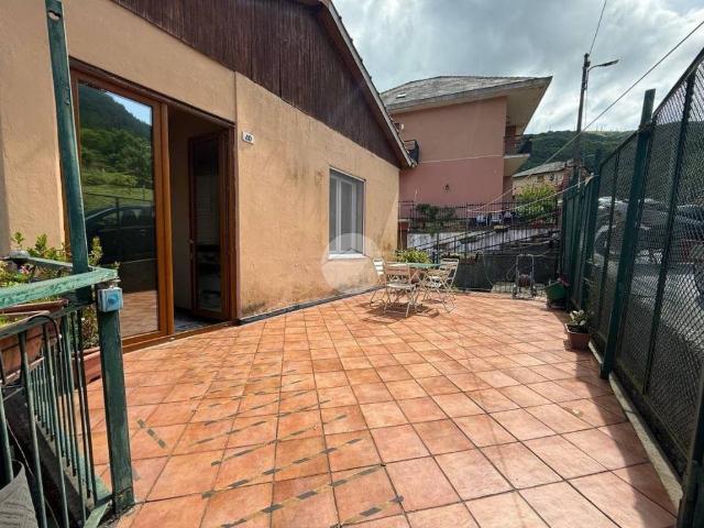 Villa Indipendente in vendita a Levante, Serra Riccò