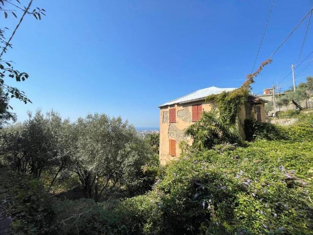Villa Indipendente in vendita a Bassa Val Bisagno, Serra Riccò