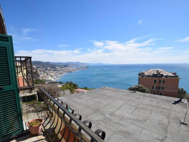 Villa Indipendente in vendita a Ponente, Serra Riccò