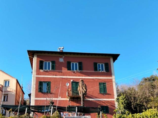 Villa Indipendente in vendita a Val Polcevera, Serra Riccò