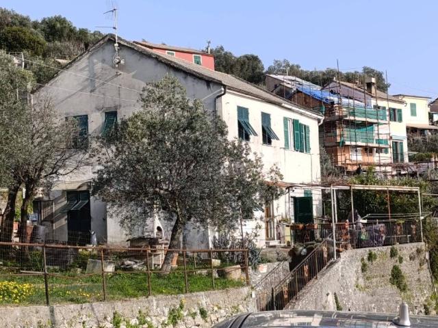 Villa Indipendente in vendita a Levante, Serra Riccò
