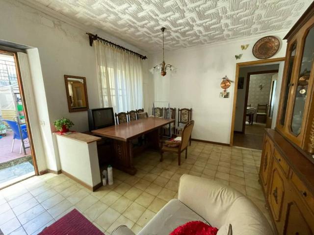 Villa Indipendente in vendita a Bassa Val Bisagno, Serra Riccò