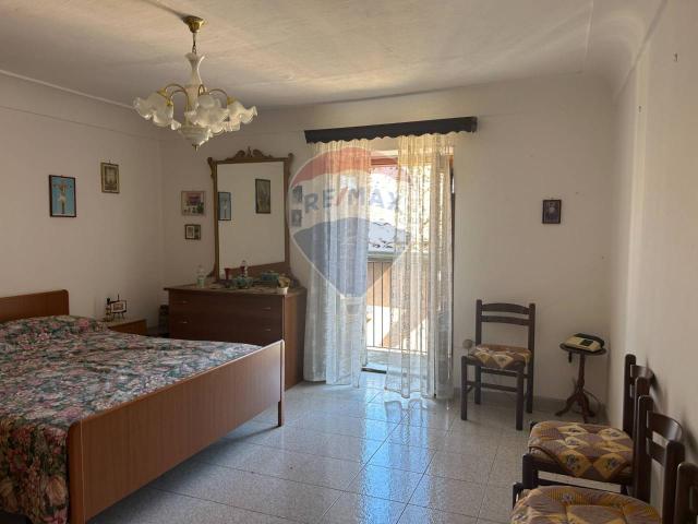 Villa Indipendente in vendita a Geraci Siculo, Sicilia