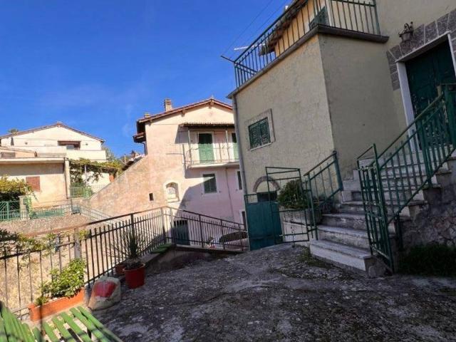 Villa Indipendente in vendita a Gerano, Roma Capitale