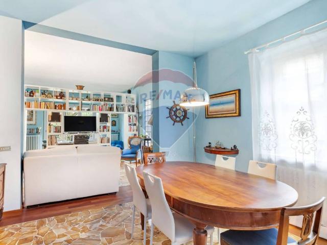Villa Indipendente in vendita a Villaggio Moneta, Gerenzano