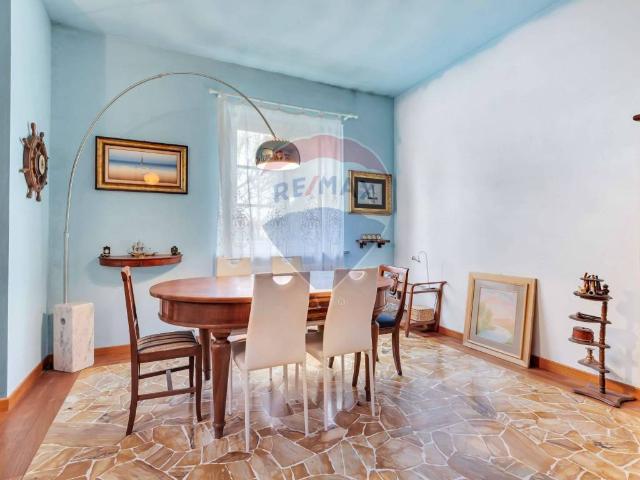 Villa Indipendente in vendita a Villaggio Moneta, Gerenzano