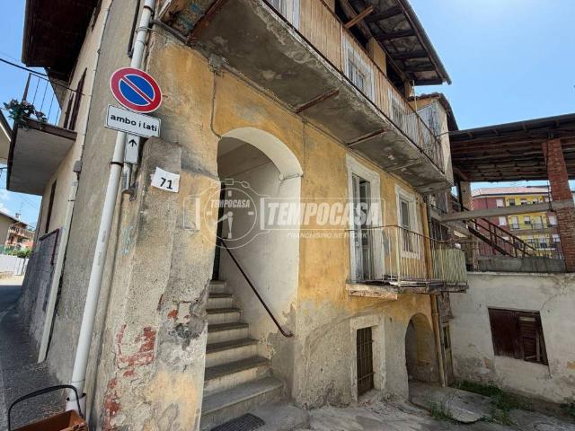 Villa Indipendente in vendita a Unione Montana di Comuni delle Valli di Lanzo, Ceronda e Casternone, Piemonte