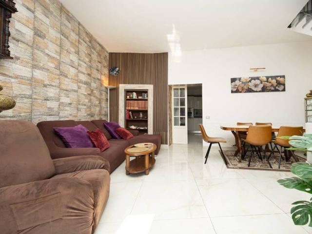 Villa Indipendente in vendita a Gessate, Lombardia