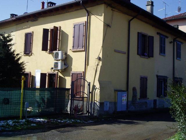 Villa Indipendente in vendita a Gessate, Lombardia