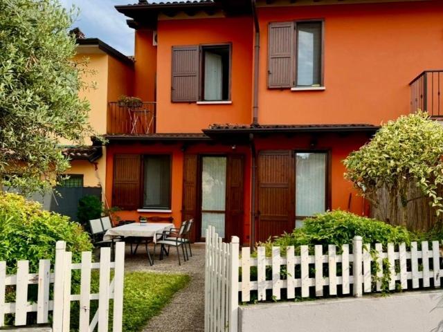 Villa Indipendente in vendita a Ghedi, Lombardia