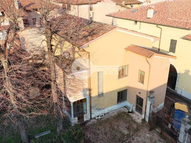 Villa Indipendente in vendita a Ghedi, Lombardia