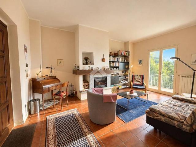 Villa Indipendente in vendita a San Maurizio, Ghiffa