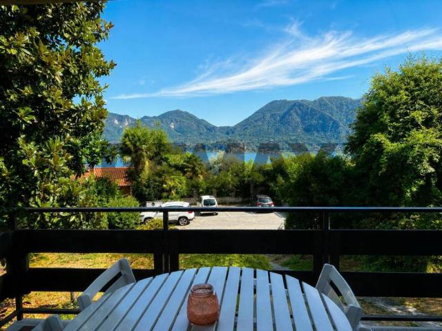 Villa Indipendente in vendita a Villaggio Valdora, Ghiffa