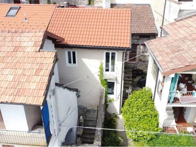 Villa Indipendente in vendita a Ronco, Ghiffa