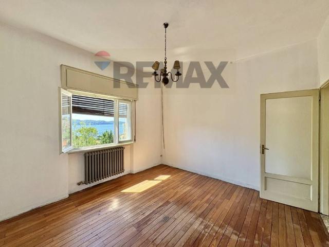 Villa Indipendente in vendita a Ronco, Piemonte