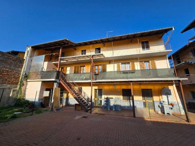 Villa Indipendente in vendita a Piemonte, Vercelli