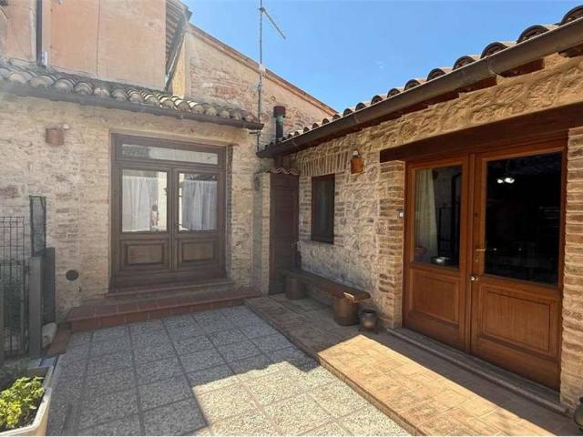 Villa Indipendente in vendita a Giano Dell'umbria, Umbria