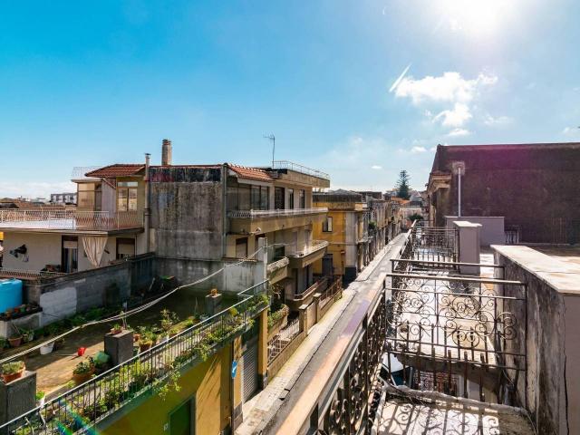 Villa Indipendente in vendita a Giarre, Sicilia
