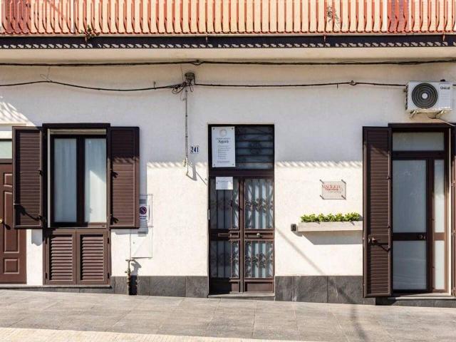 Villa Indipendente in vendita a Macchia, Giarre