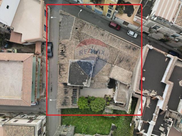 Villa Indipendente in vendita a Giarre, Sicilia