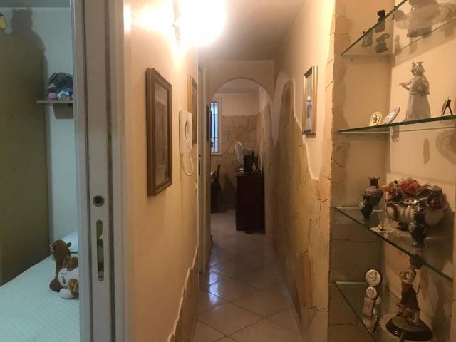 Villa Indipendente in vendita a Giarre, Sicilia