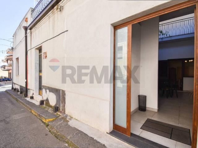 Villa Indipendente in vendita a Giarre, Sicilia