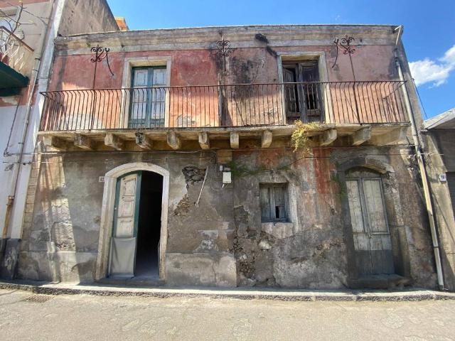 Villa Indipendente in vendita a Macchia, Giarre