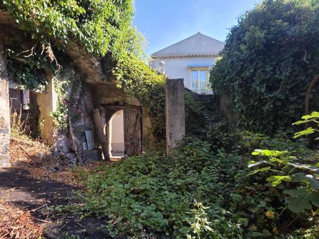 Villa Indipendente in vendita a San Giovanni Montebello, Giarre