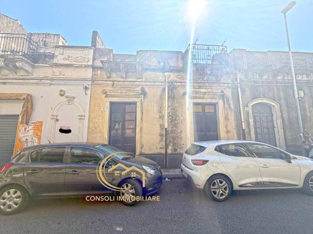 Villa Indipendente in vendita a Giarre, Sicilia