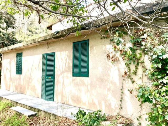 Villa Indipendente in vendita a Giarre, Sicilia