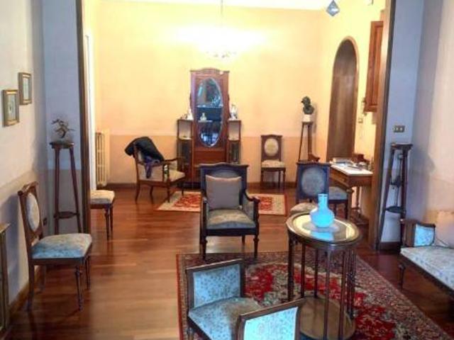 Villa Indipendente in vendita a Giarre, Sicilia