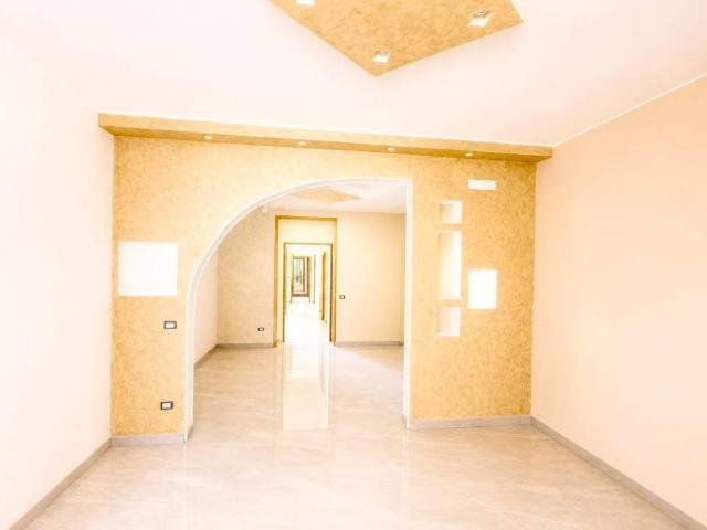 Villa Indipendente in vendita a Macchia, Giarre