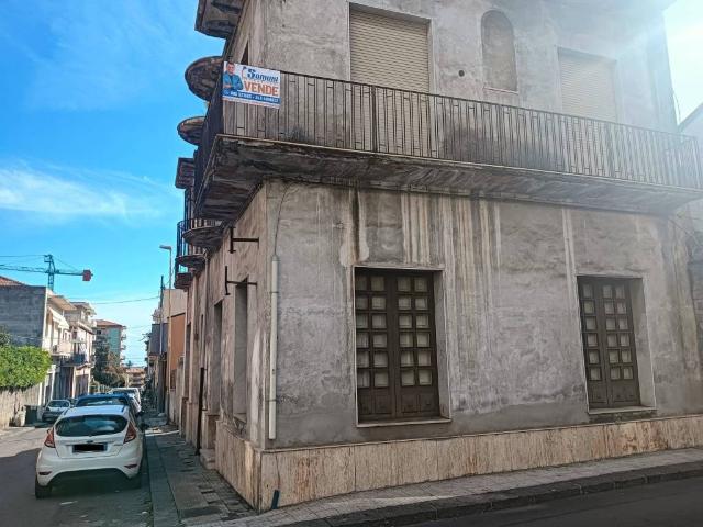 Villa Indipendente in vendita a Giarre, Sicilia