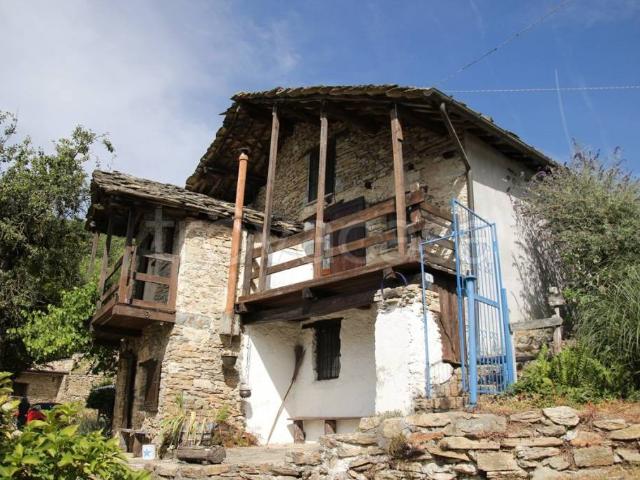 Villa Indipendente in vendita a Fusero, Piemonte