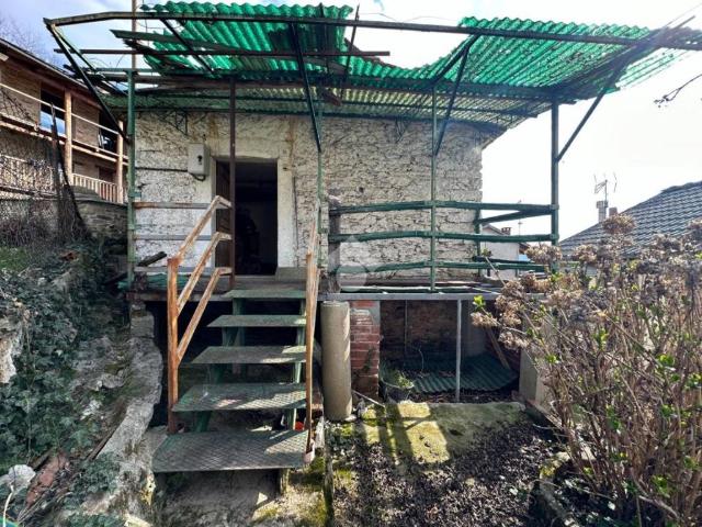 Villa Indipendente in vendita a Prà Fieul, Piemonte