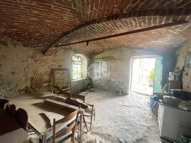 Villa Indipendente in vendita a Sala, Piemonte