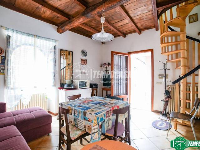Villa Indipendente in vendita a La Parüsciola, Piemonte