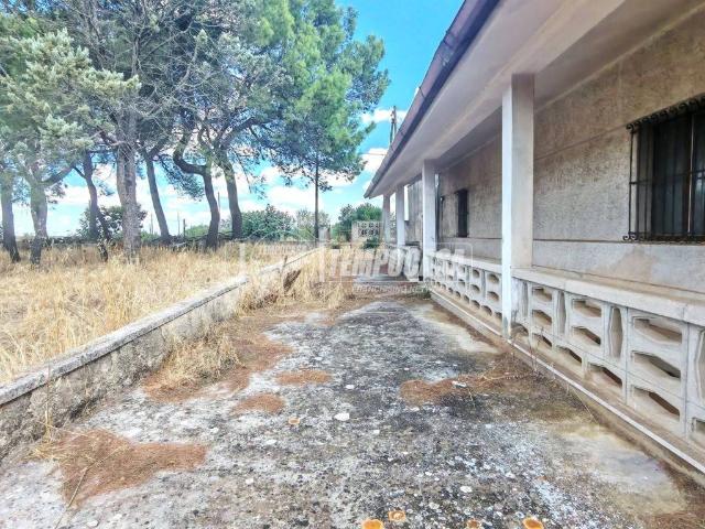 Villa Indipendente in vendita a Gioia del Colle, Bari