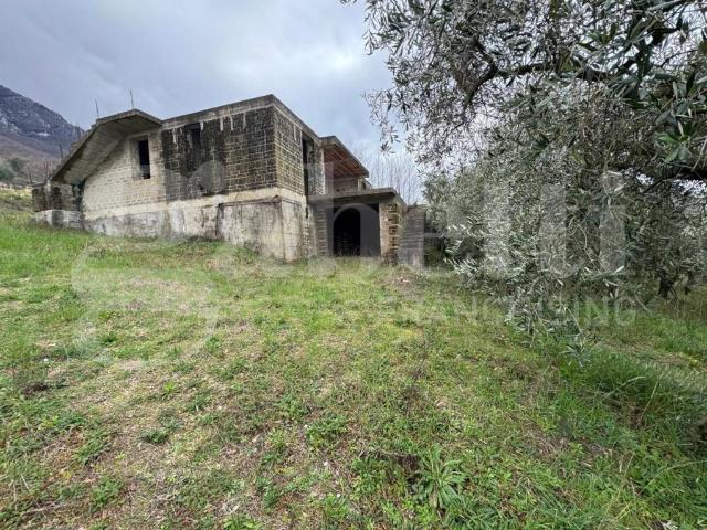 Villa Indipendente in vendita a Gioia Sannitica, Campania