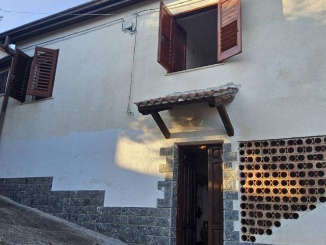 Villa Indipendente in vendita a Calabria, Reggio Calabria